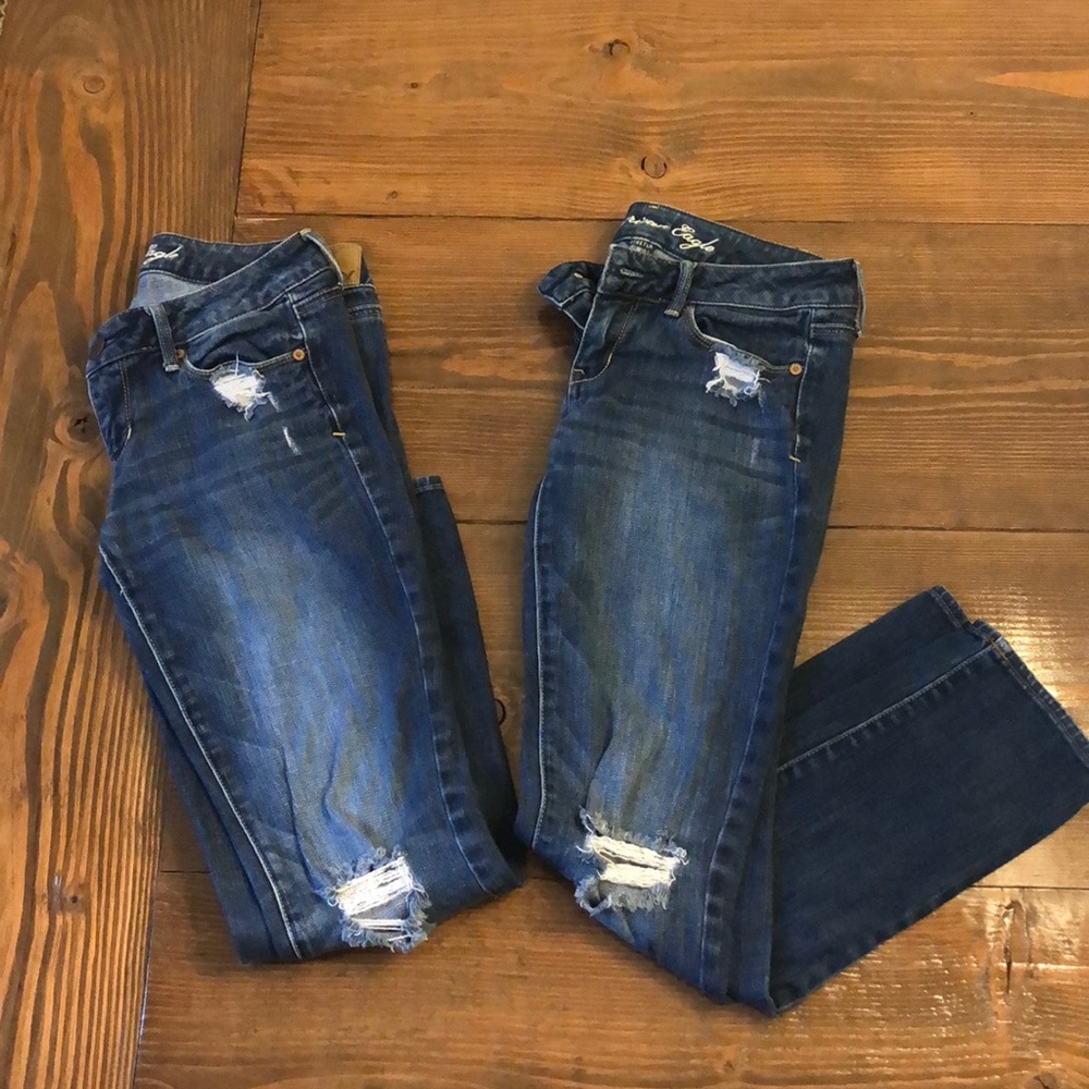 2 pairs of AE Jeans